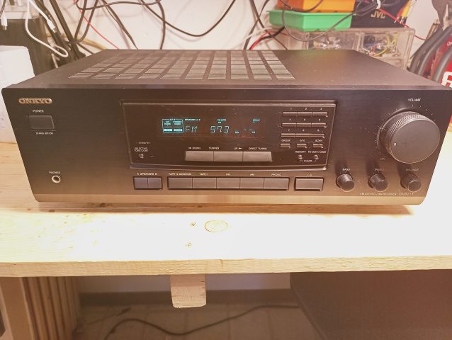 Onkyo TX-8211 Stereo